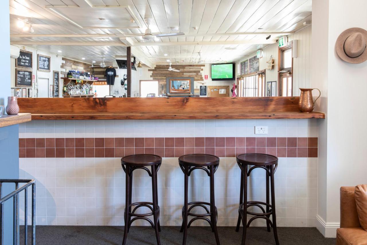 Robertson Public House And Kitchen Hotel Екстериор снимка
